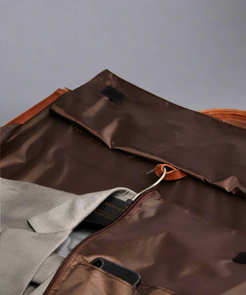 The Ryken Traveler // Multi-Function Crazy Leather Duffle Bag - Image 10