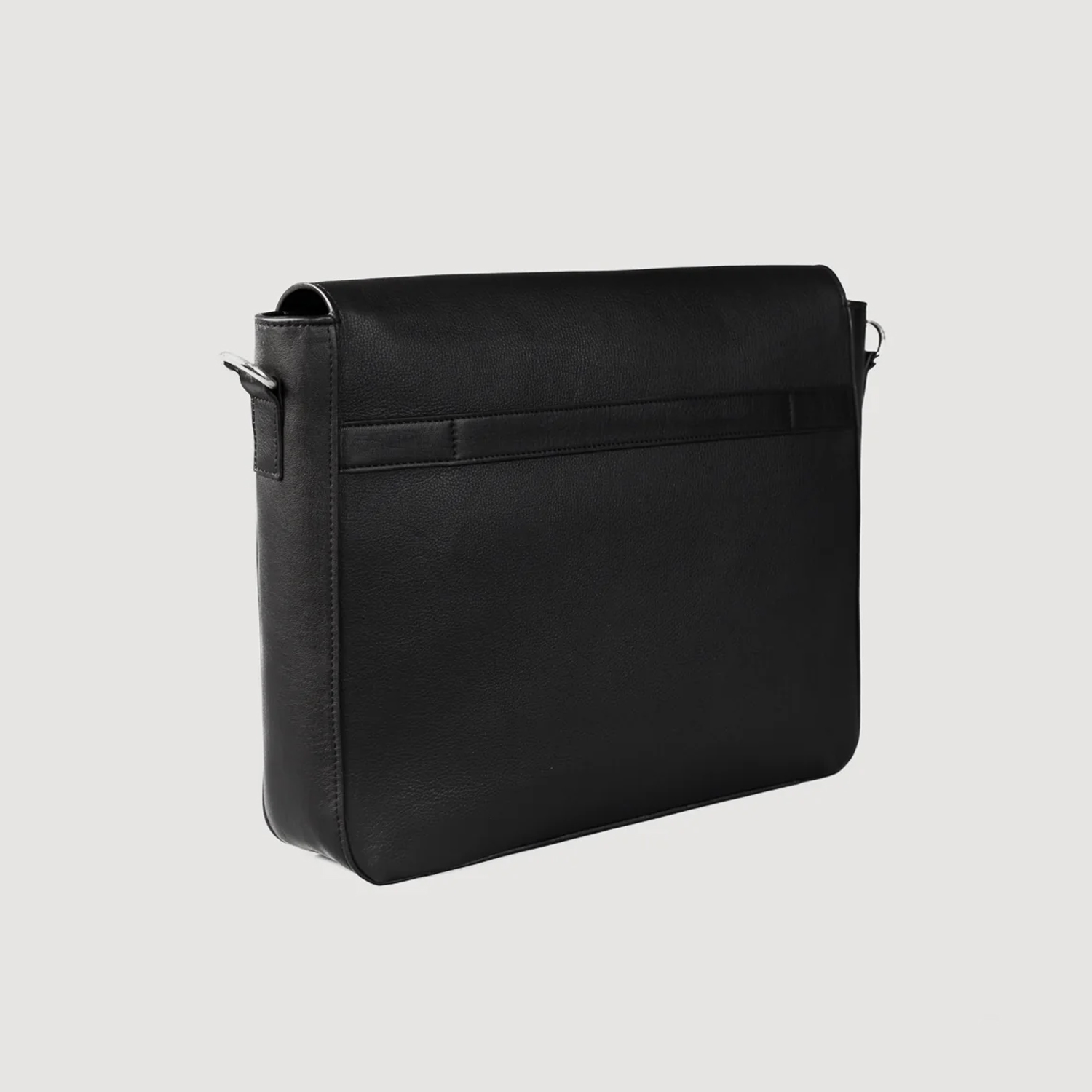 The Ryken / Carismatico Black Leather Messenger Bag - Image 2