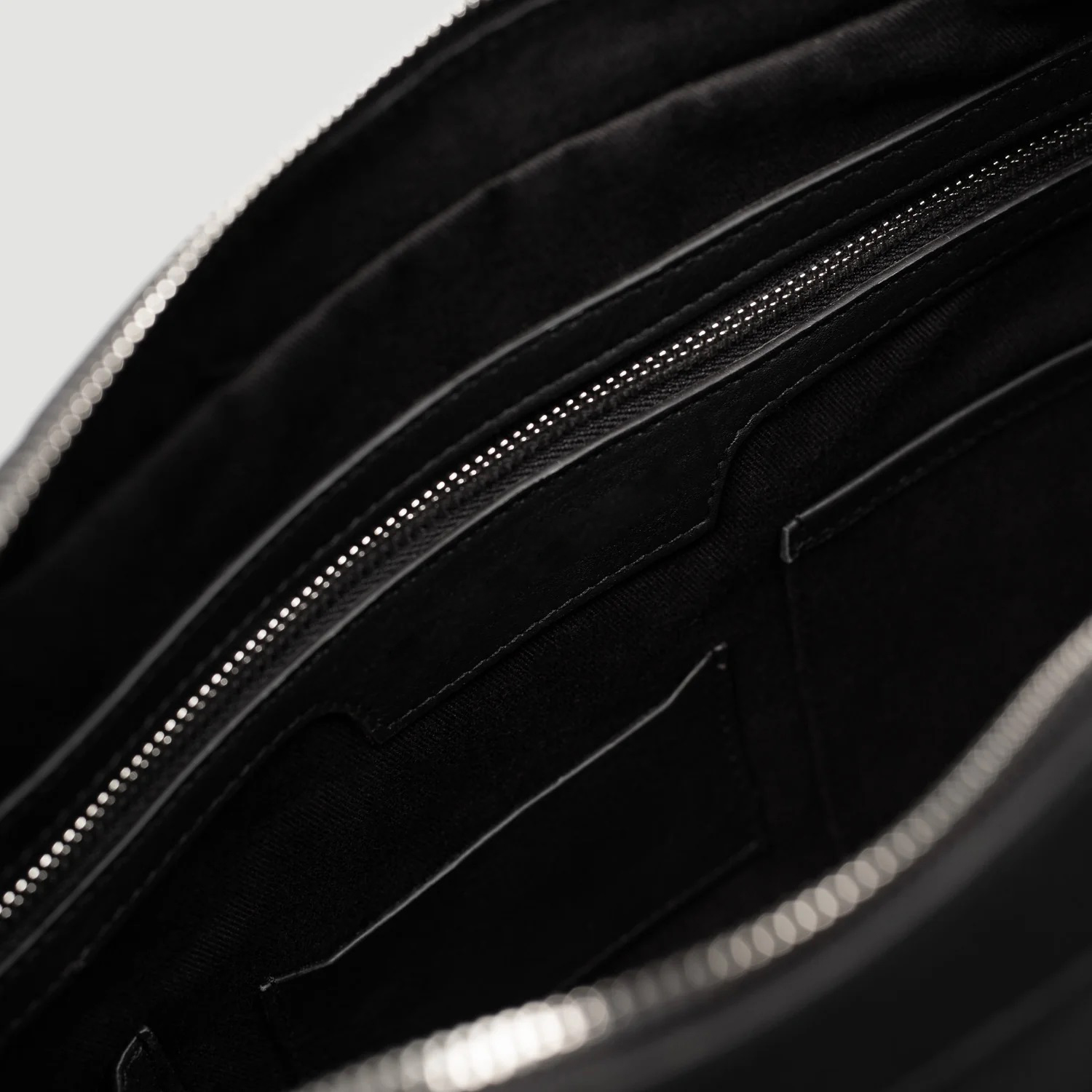 Ryken / Captain Black Leather Briefcase - Image 3