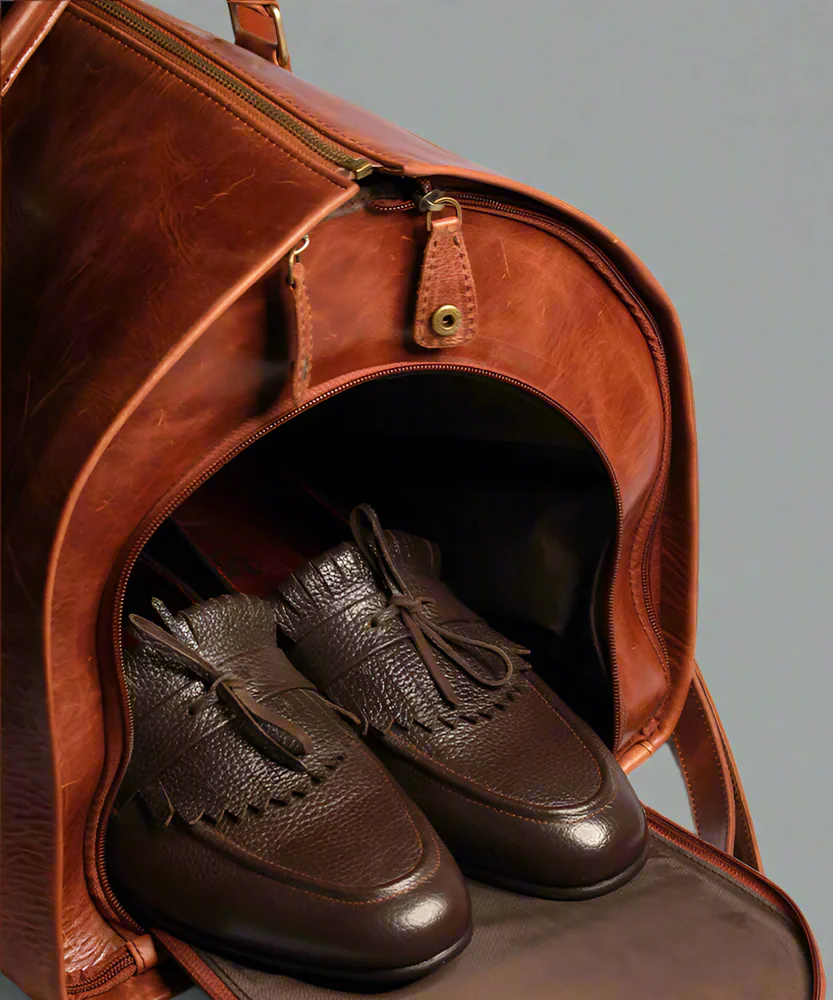 The Ryken Traveler // Multi-Function Crazy Leather Duffle Bag - Image 4